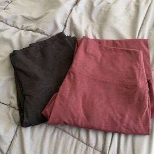 2 pairs of Old Navy Balance leggings